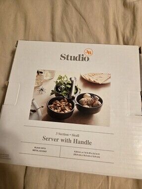 Studio Black 3-Section Server with Skull Handle NIB